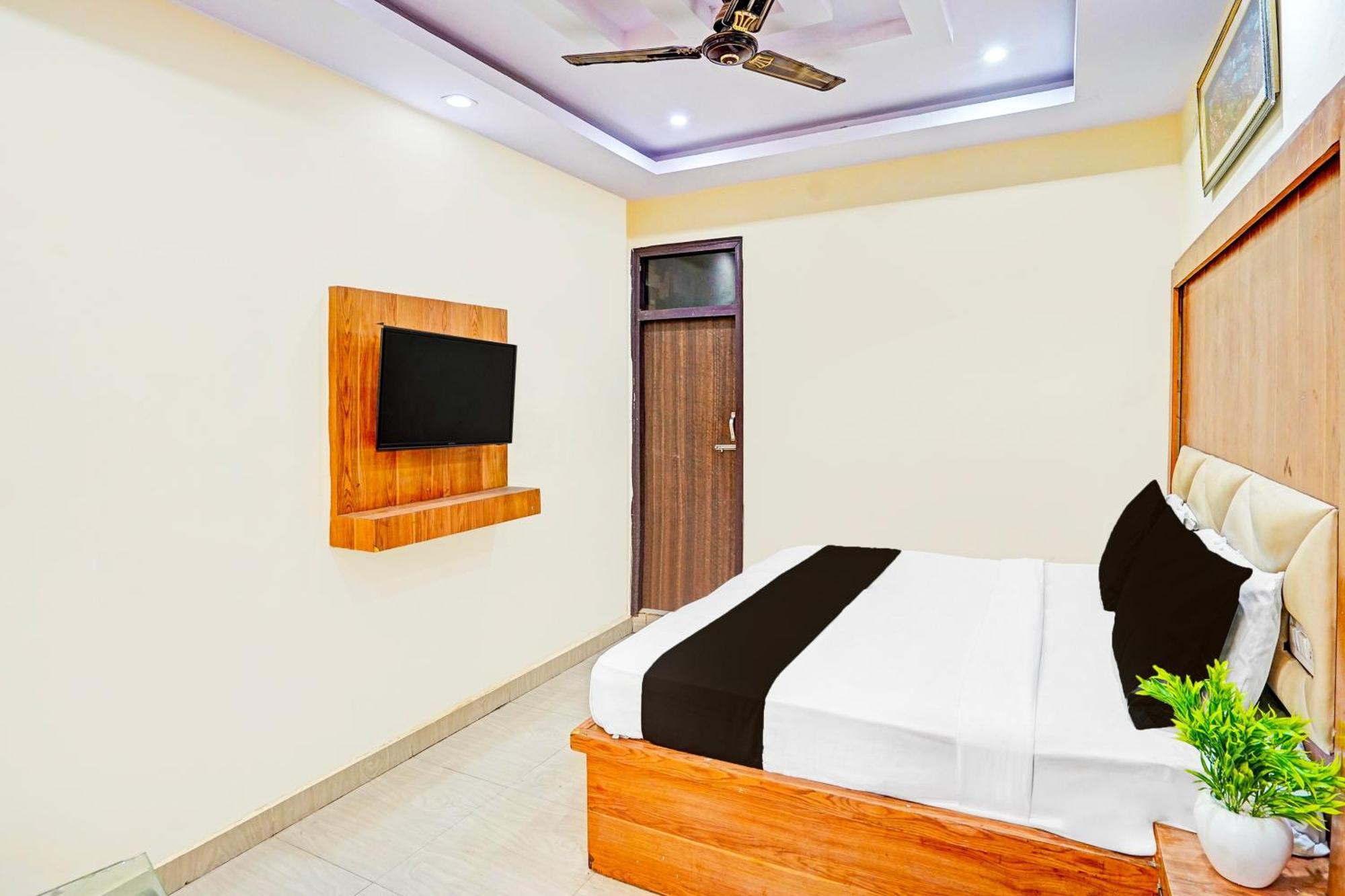 Super Hotel O Charbagh Formerly Khalsa Inn Лакхнау Экстерьер фото